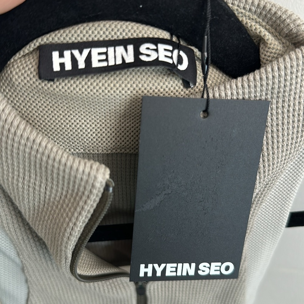 Hyein Seo Half Zip Racerback Top - Picture 6 of 13